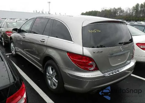 2009 Mercedes-Benz R350 R Class z USA, uszkodzony, nr VIN 4JGCB65E89A090404